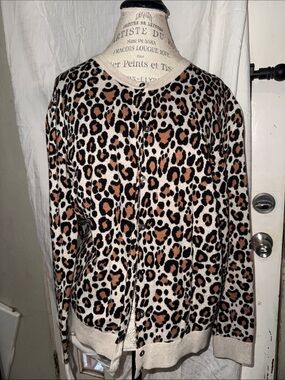 Women’s cardigan
